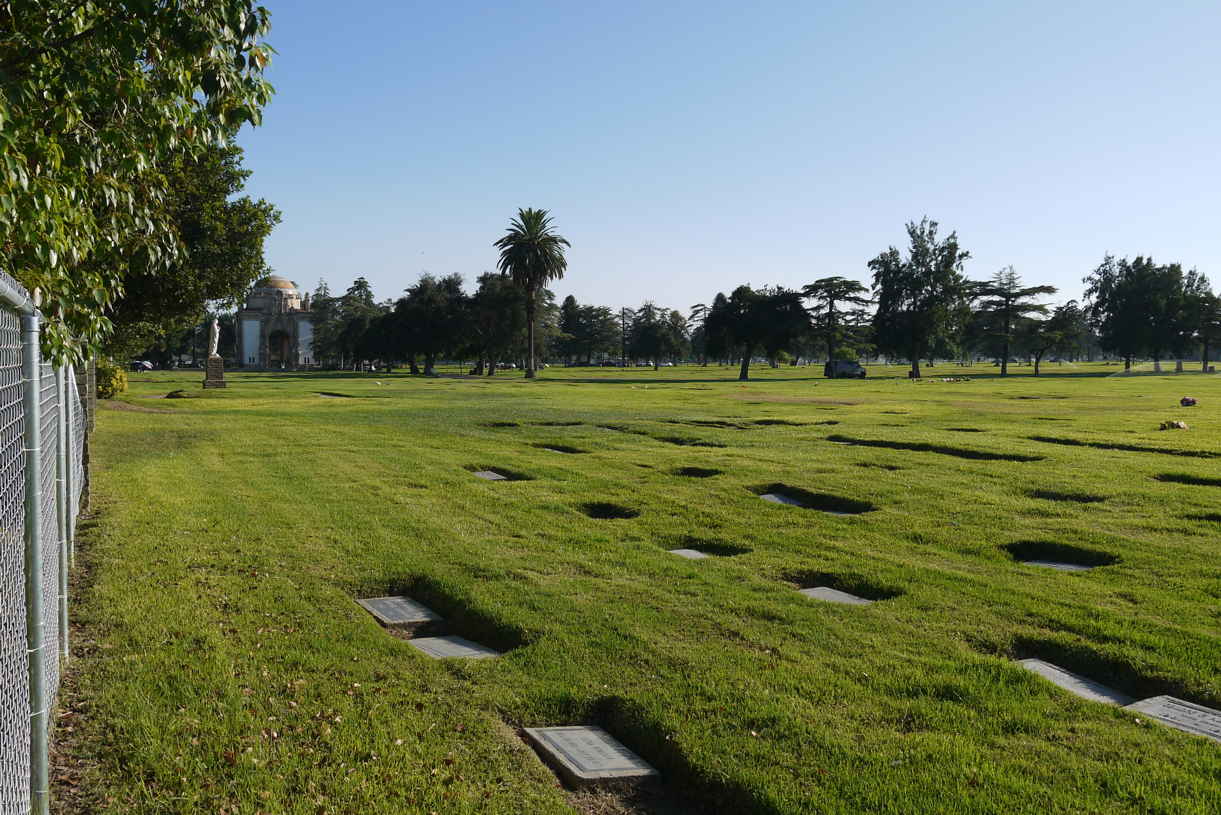 Northeast corner of Valhalla Memorial Park looking south