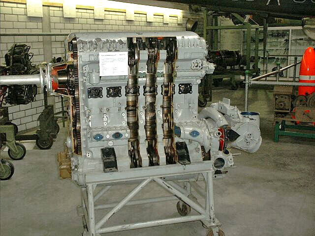 Jumo 205 engine with partial cutaway